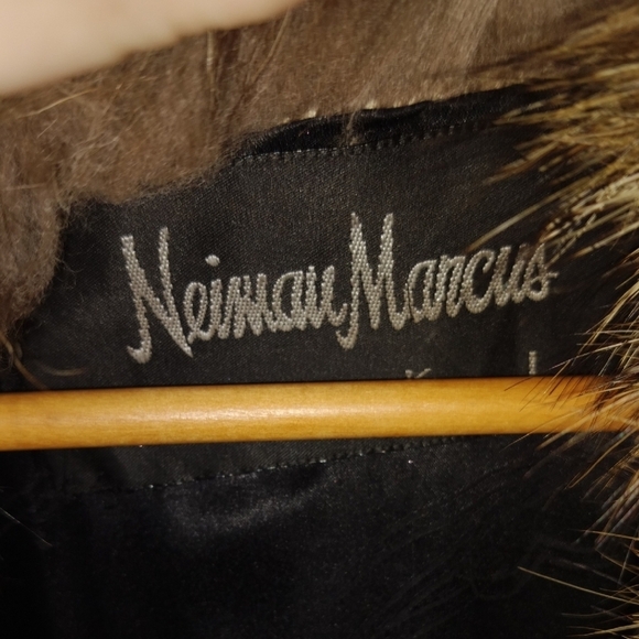 Zuki Beaver Fur Coat Vintage Neiman Marcus - Picture 3 of 9